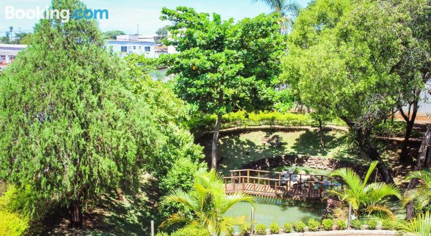 Hotel Stella Solaris Cataratas Фос ду Игуасу Екстериор снимка